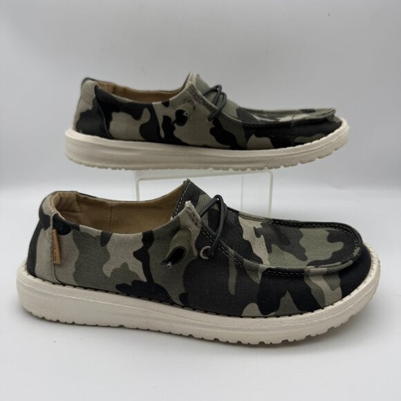 Hey Dude WMNS Wendy Camo Shoes Elastic Lace Slip On US 6 Green Flats Army - Picture 1 of 6